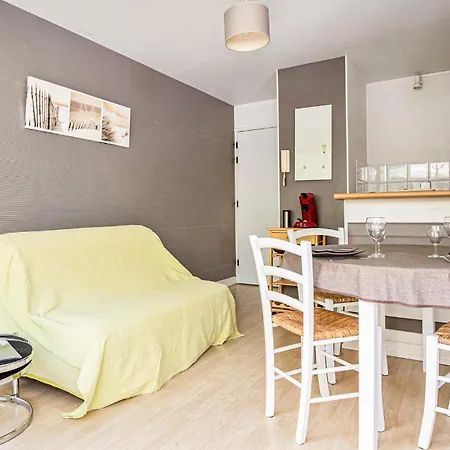 Apartment In With Wifi
